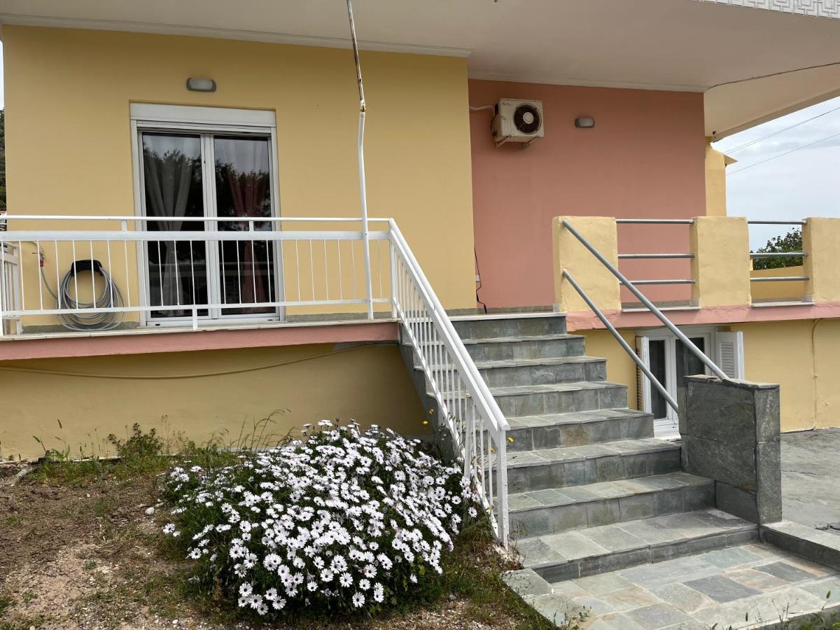 Agia Marina  Athens Riviera: 2 Bed / 3' Walk From The Beach מראה חיצוני תמונה