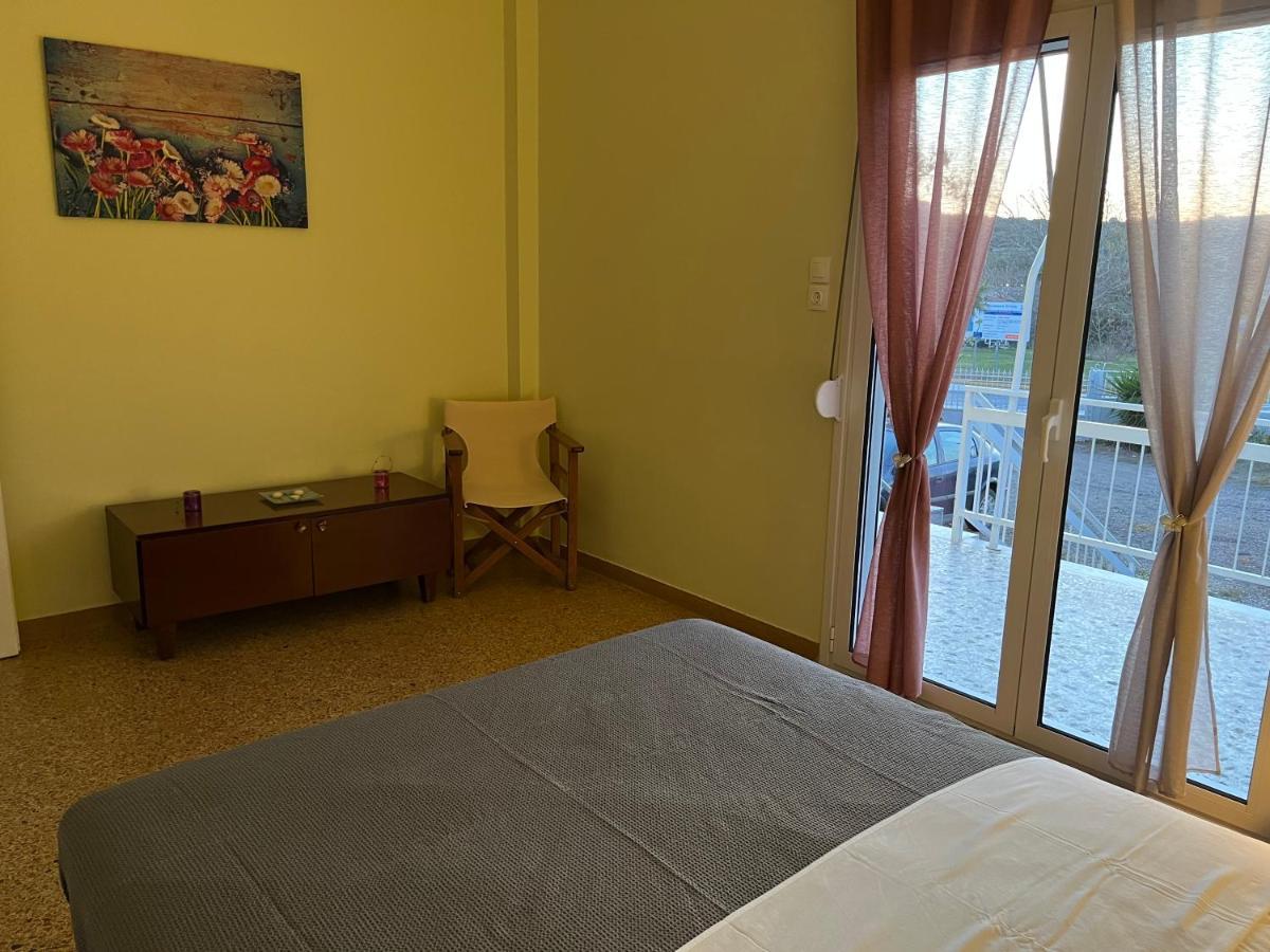 Agia Marina  Athens Riviera: 2 Bed / 3' Walk From The Beach מראה חיצוני תמונה