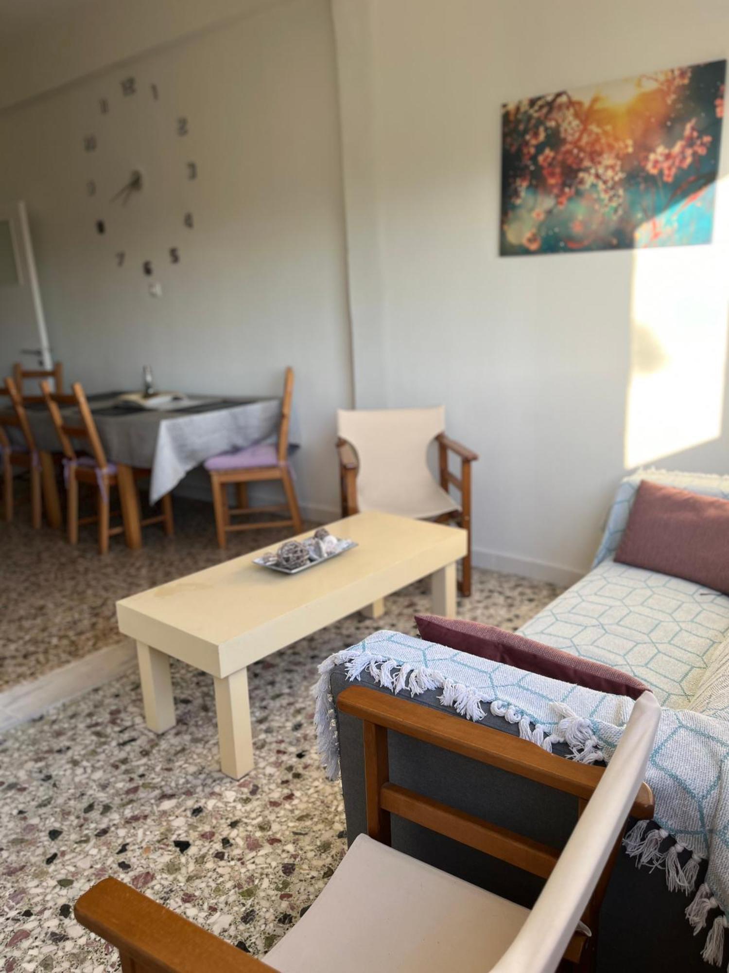 Agia Marina  Athens Riviera: 2 Bed / 3' Walk From The Beach מראה חיצוני תמונה